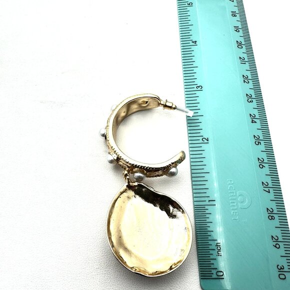 Womens Earrings Pierced Sea Shell Faux Pearl Gold Tone Chandelier Beach Ocean - Picture 6 of 7